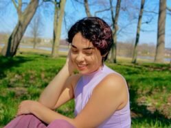 90% DARK by Dina Folgia